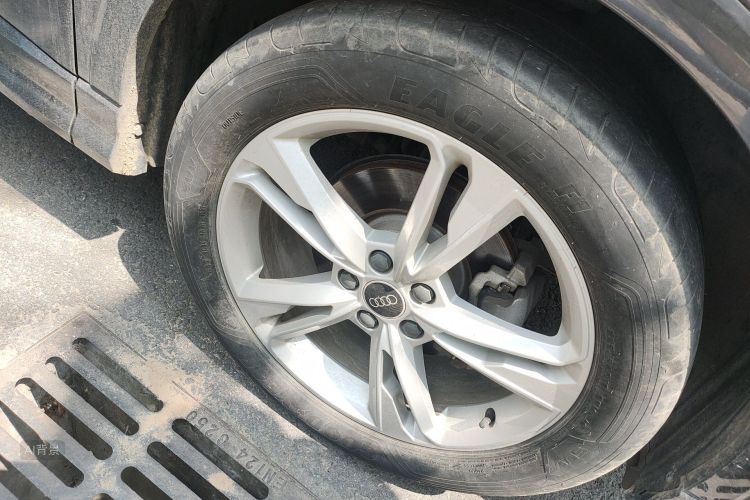 Audi Q3 2021 image de voiture #9