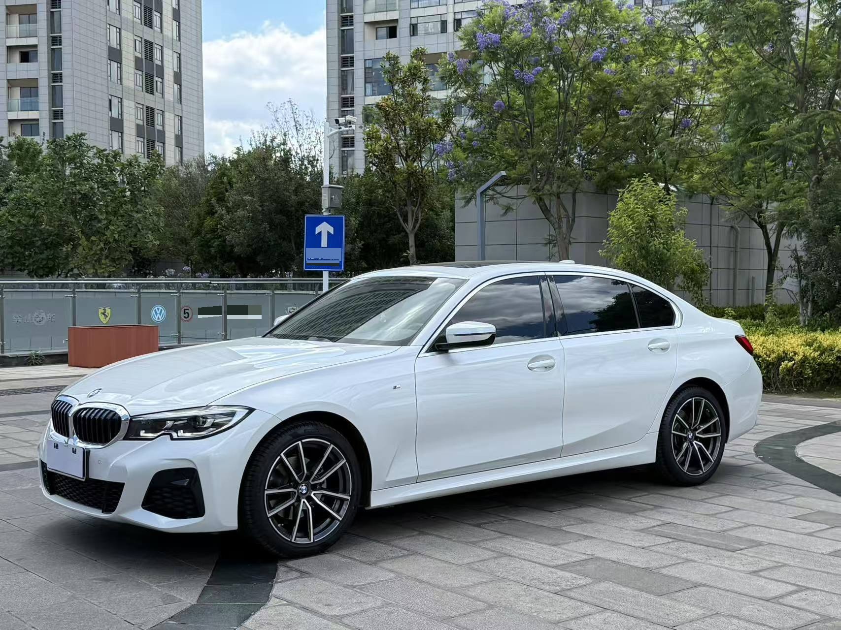 BMW 3 Series 2022 car image 