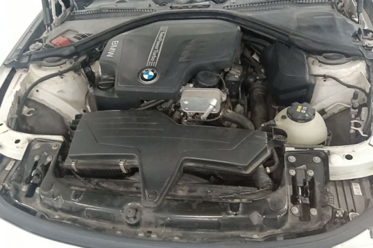 BMW 3 Series 2015 car image #20