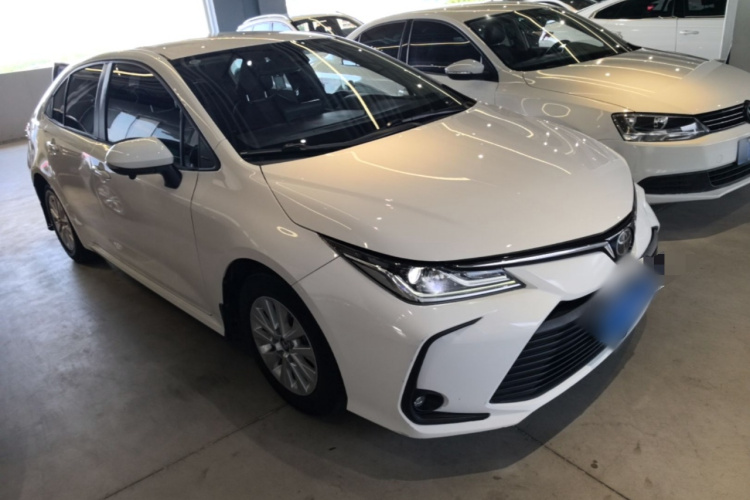 Toyota Corolla 2021 immagine di auto #4
