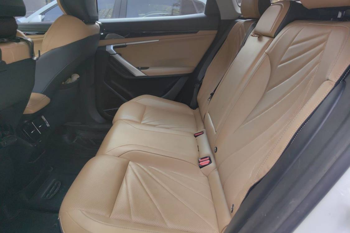 GEELY Boyue L 2022 car image #19