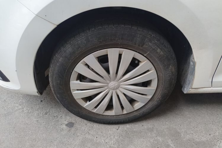 Volkswagen Santana 2019 #9 Volkswagen Santana 2019 car image #9