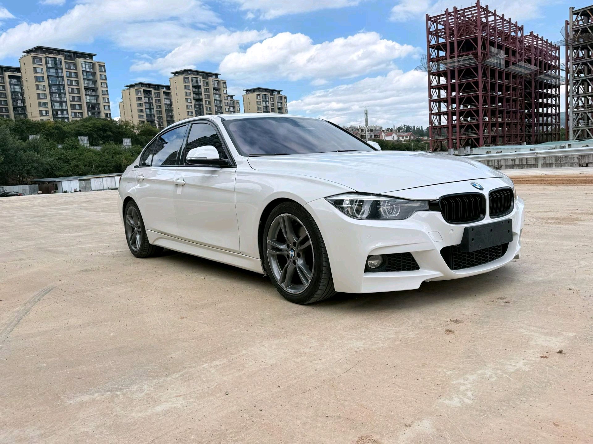 BMW 3 Series 2018 #3 BMW 3 Series 2018 car image #3