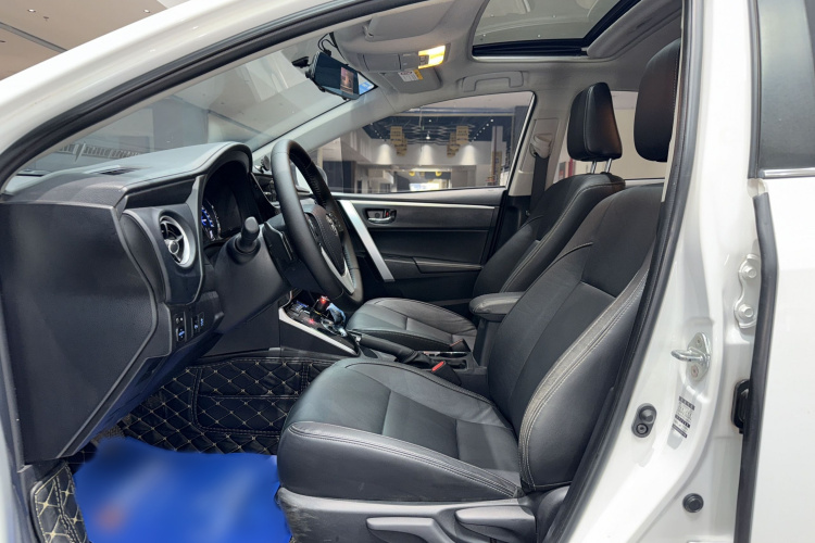 Toyota Corolla 2019 #19 Toyota Corolla 2019 car image #19