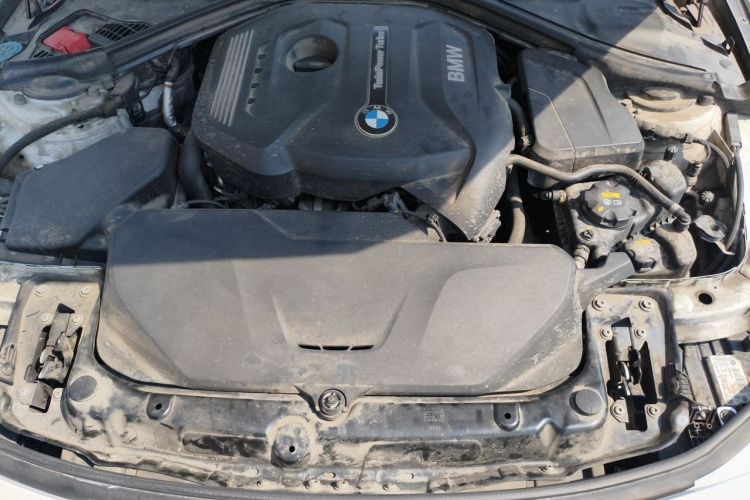 BMW 3 Series 2019 #22 BMW 3 Series 2019 car image #22