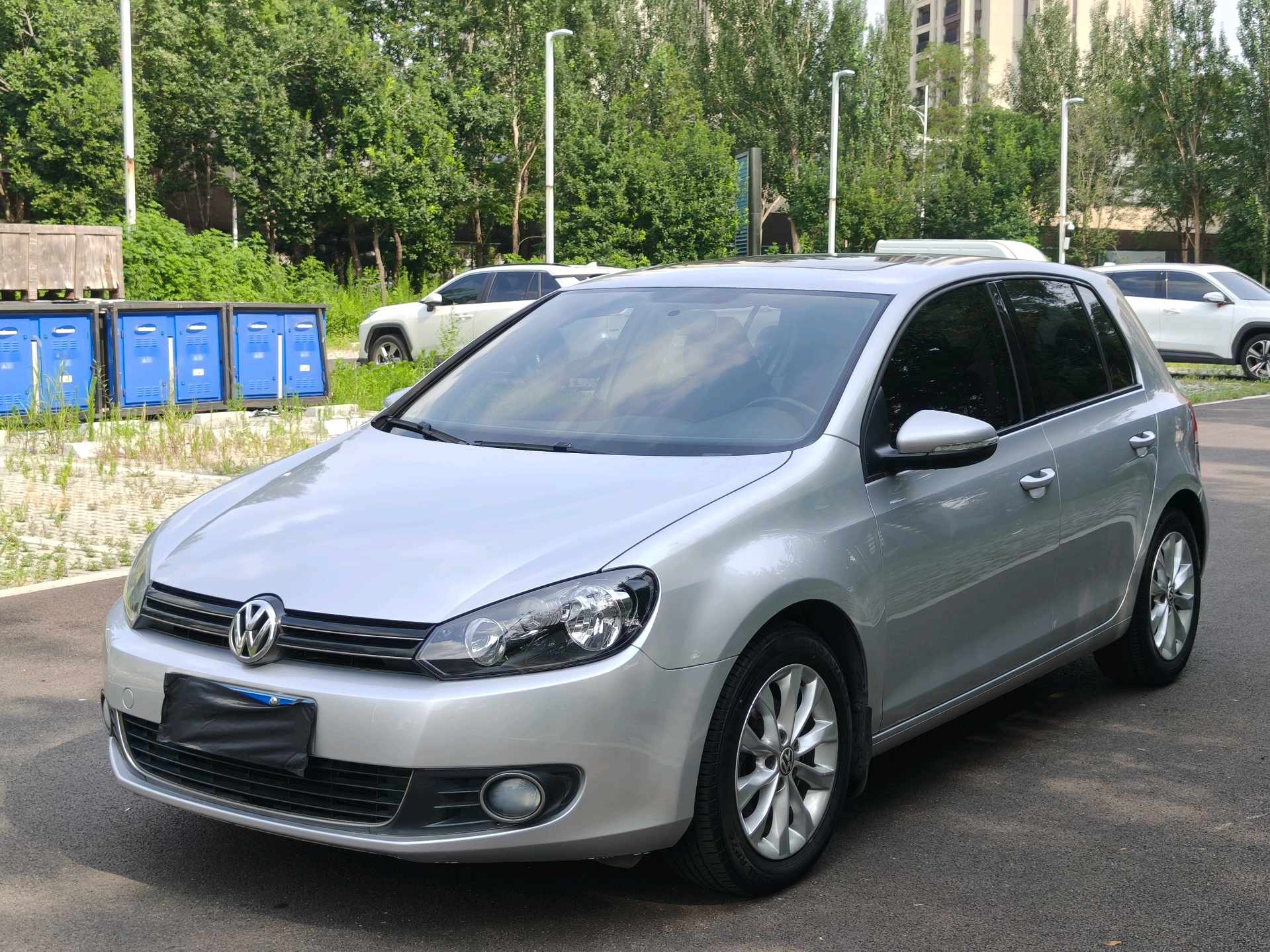 Volkswagen Golf 2013 car image 