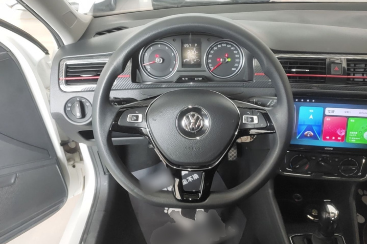 Volkswagen Santana 2017 #15 Volkswagen Santana 2017 car image #15