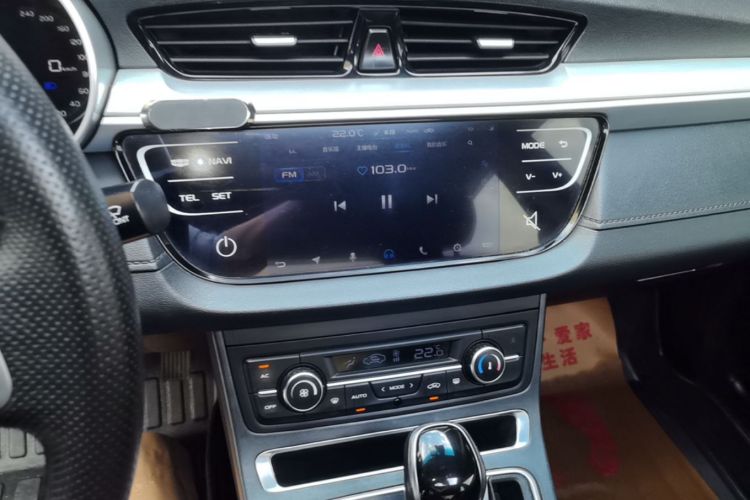 GEELY Emgrand 2018 #13 GEELY Emgrand 2018 car image #13