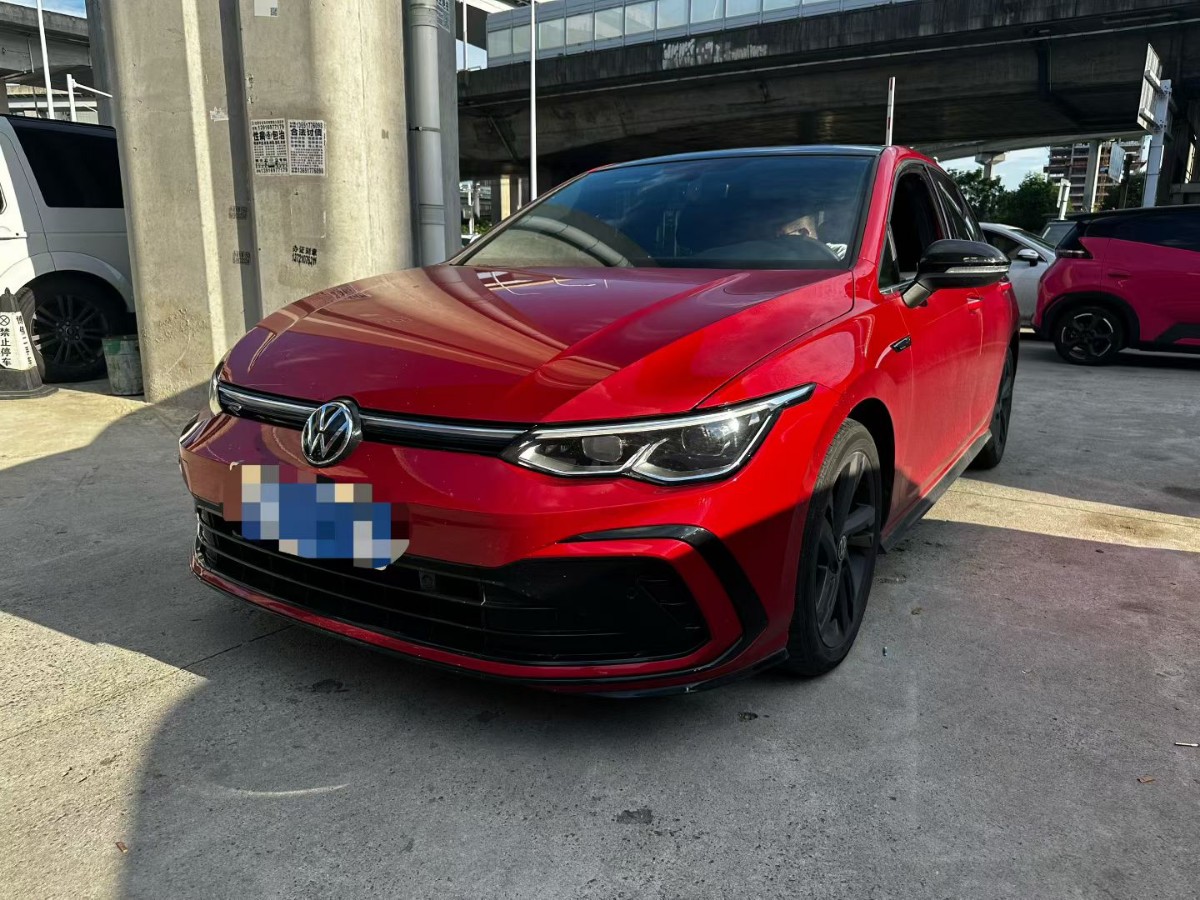 Volkswagen Golf 2024 car image 