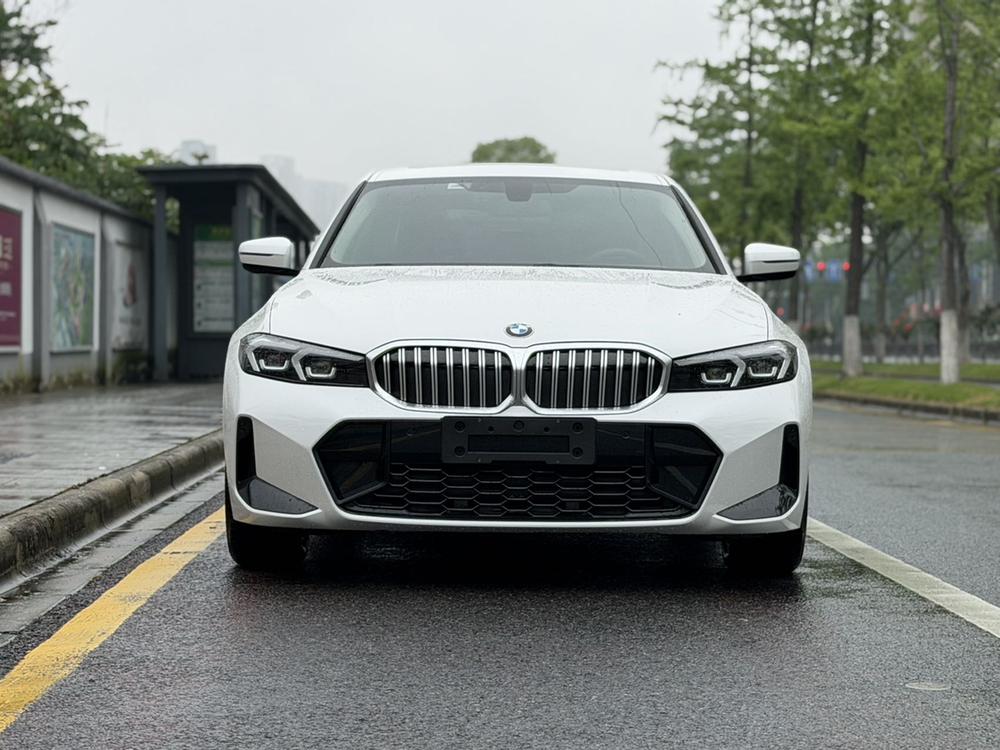 BMW 3 Series 2023 #2 BMW 3 Series 2023 car image #2