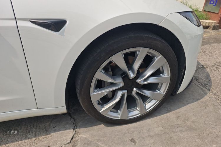 Tesla Model 3 2025 car image #9