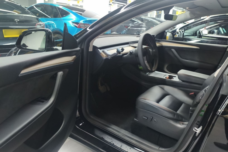 Tesla Model Y 2021 #12 Tesla Model Y 2021 immagine di auto #12