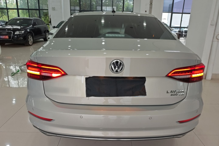 Volkswagen Lavida 2019 #6 Volkswagen Lavida 2019 car image #6