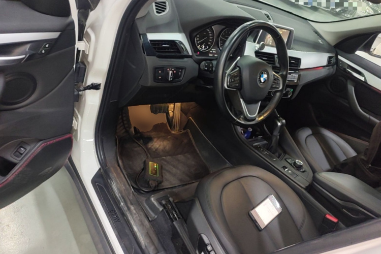 BMW X1 2017 #16 BMW X1 2017 immagine di auto #16