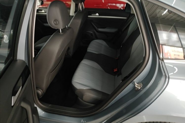 Volkswagen Lavida 2022 car image #17
