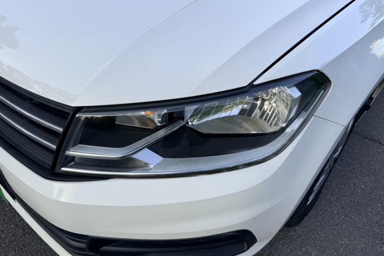 Volkswagen Santana 2019 car image #21