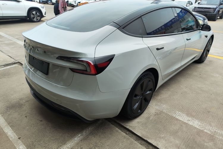 Tesla Model 3 2023 #7 Tesla Model 3 2023 car image #7