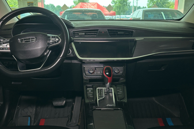 GEELY Emgrand GS 2020 #22 GEELY Emgrand GS 2020 car image #22