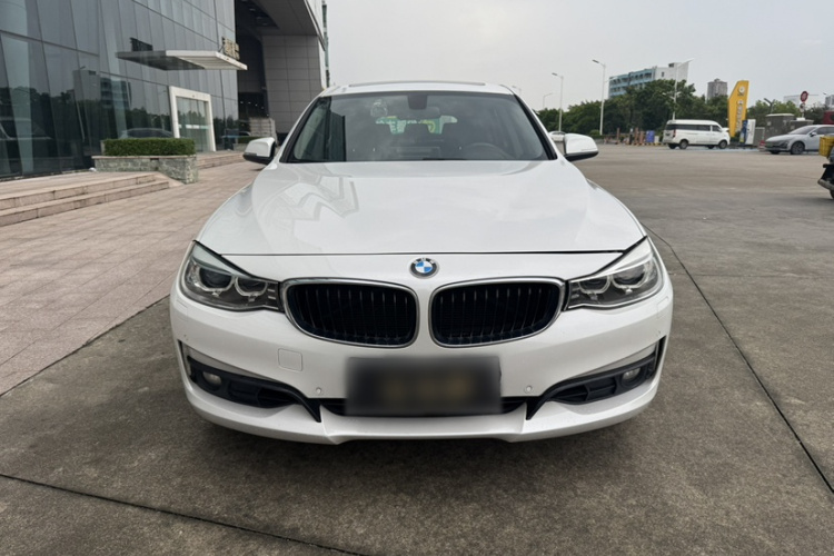BMW 3 Series GT 2016 #13 BMW 3 Series GT 2016 car image #13