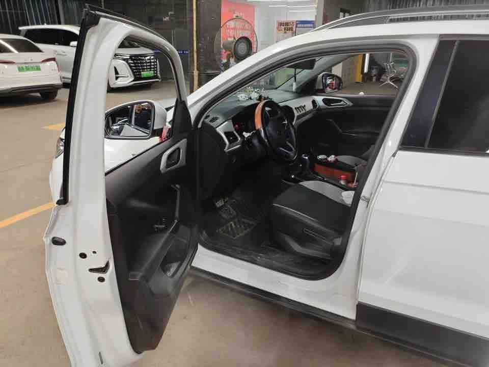 Volkswagen Tacqua 2023 #5 Volkswagen Tacqua 2023 car image #5