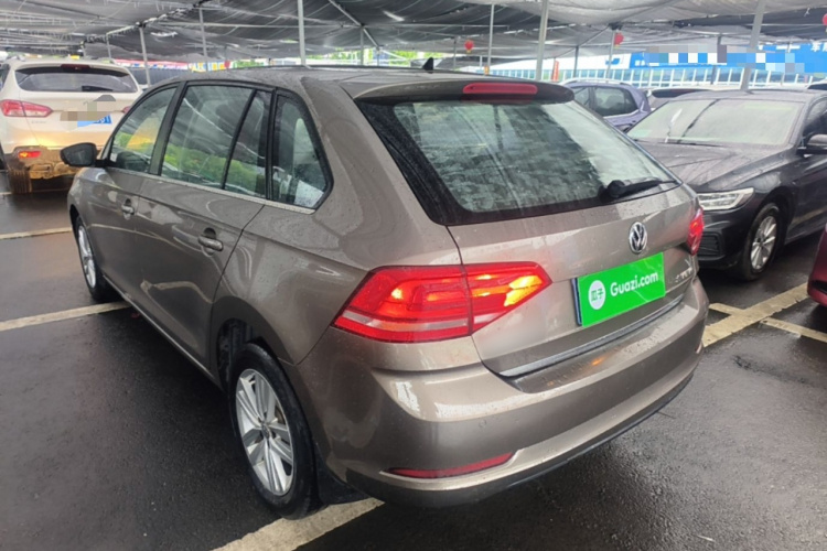 Volkswagen Santana 2016 car image #5