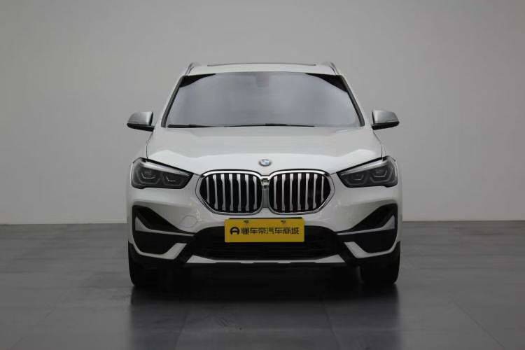 BMW X1 2021 #2 BMW X1 2021 car image #2