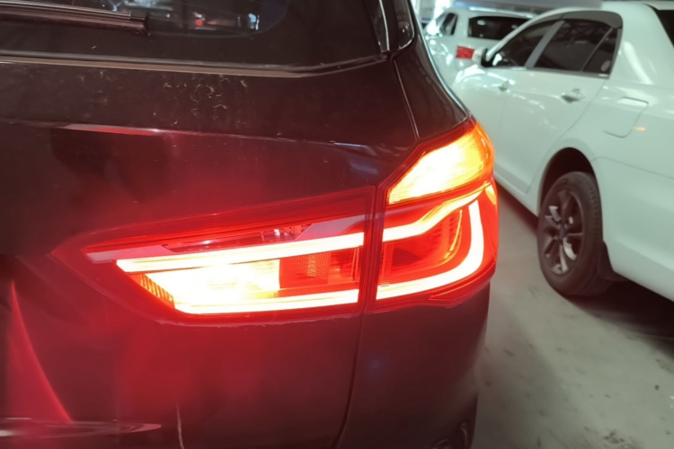BMW X1 2019 car image #8