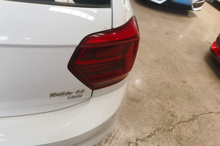 Volkswagen Polo 2019 car image #8