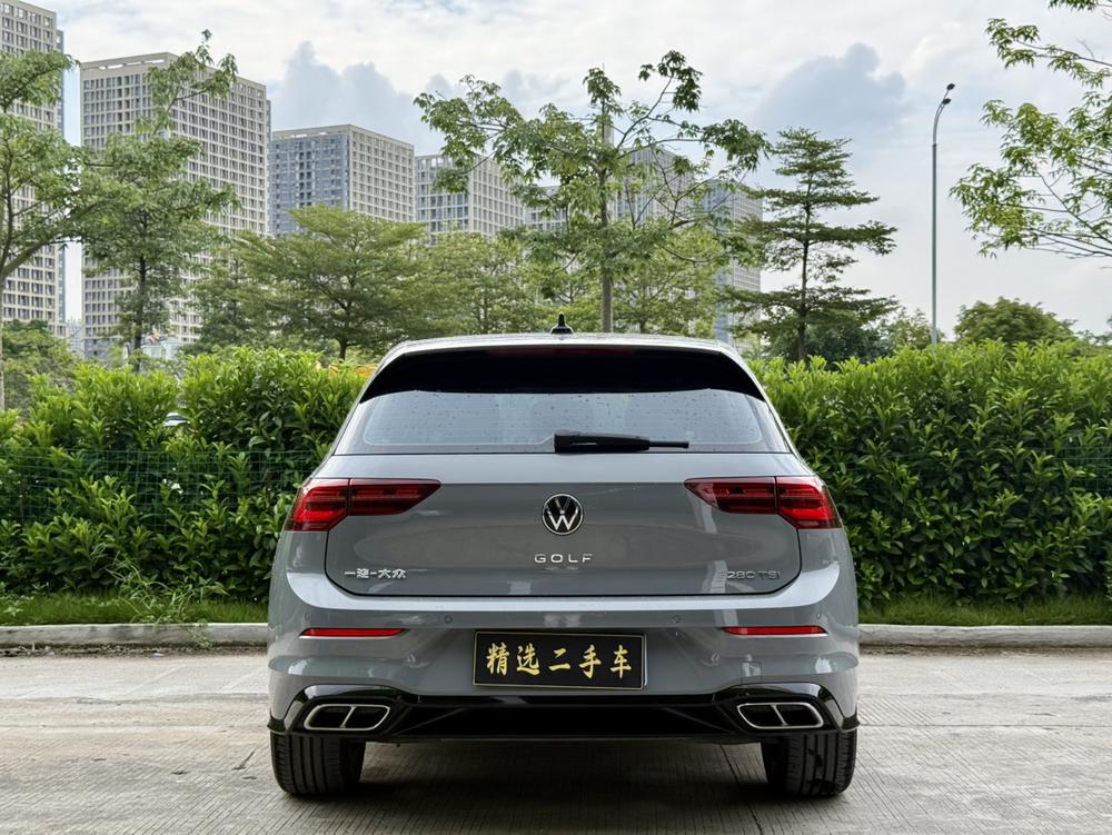 Volkswagen Golf 2024 car image #4