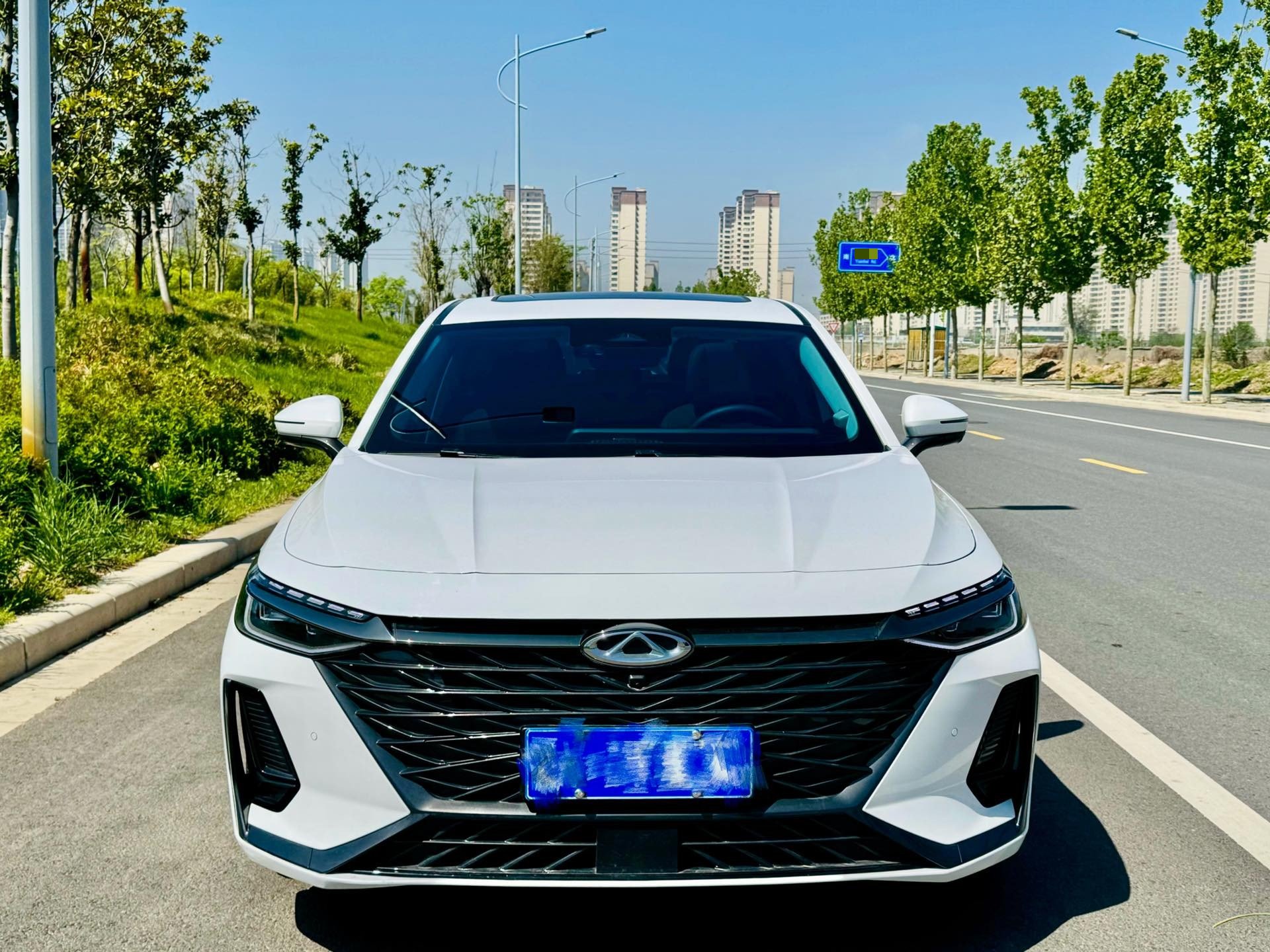 Chery Arrizo 8 2025 car image #2