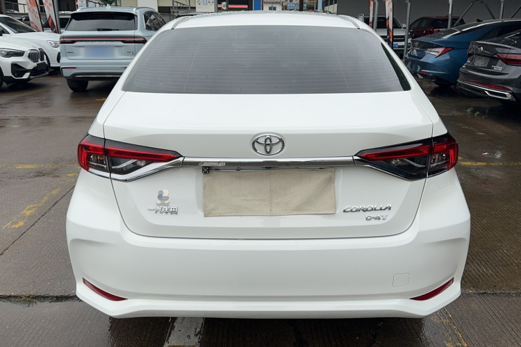 Toyota Corolla 2022 immagine di auto #6