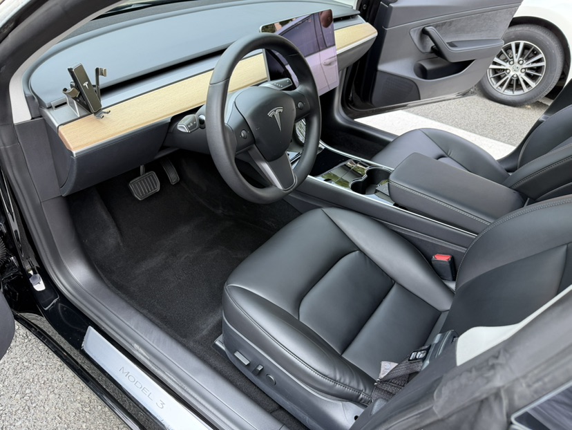 Tesla Model 3 2020 car image #4