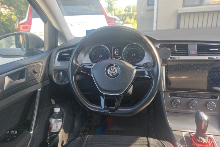 Volkswagen Golf 2016 car image #12