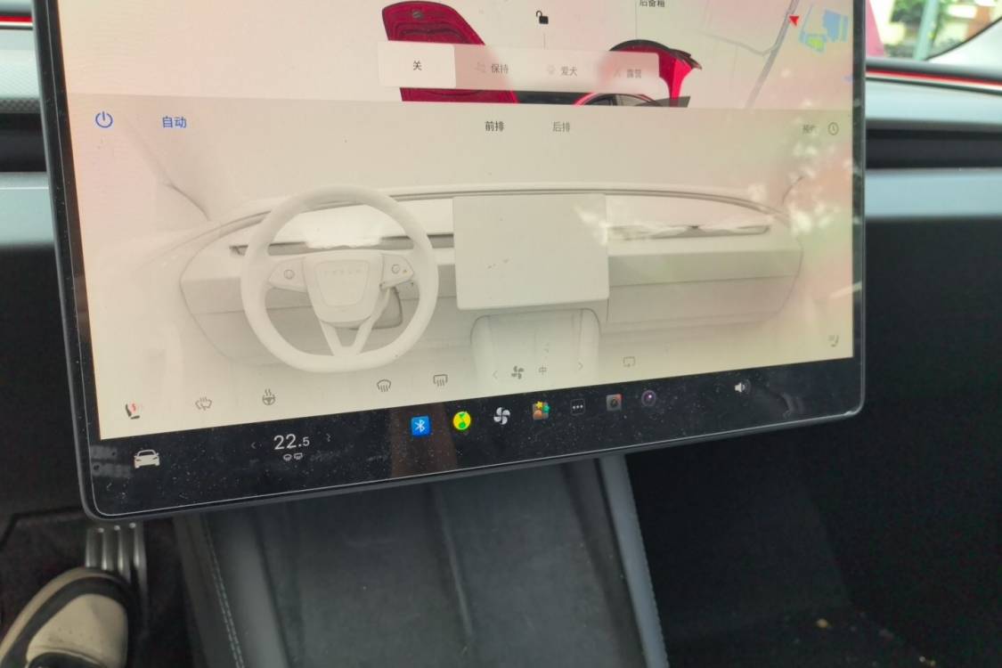 Tesla Model 3 2024 immagine di auto #26