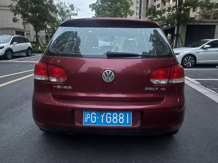 Volkswagen Golf 2013 car image #5