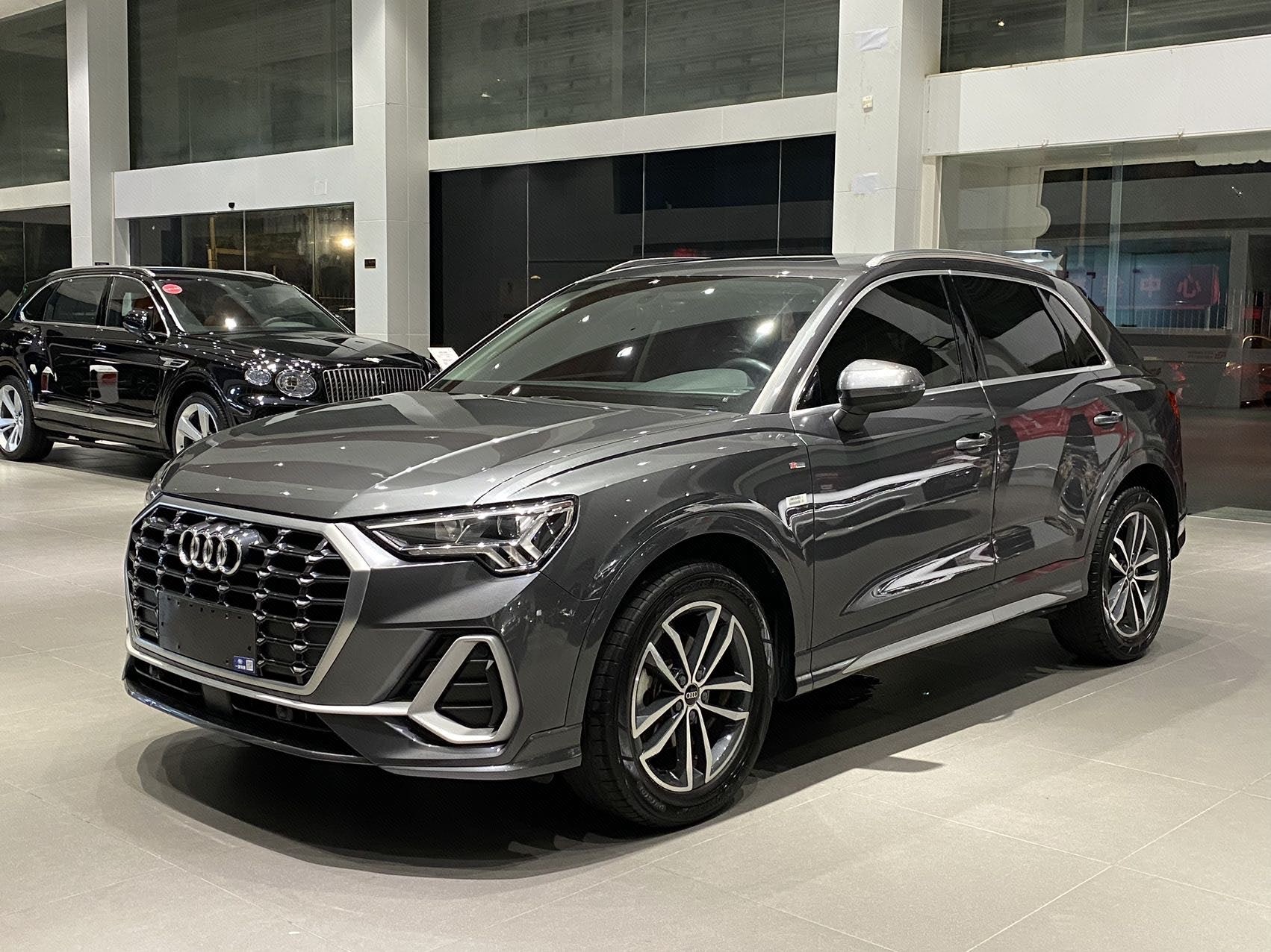 Audi Q3 2022 Audi Q3 2022 car image