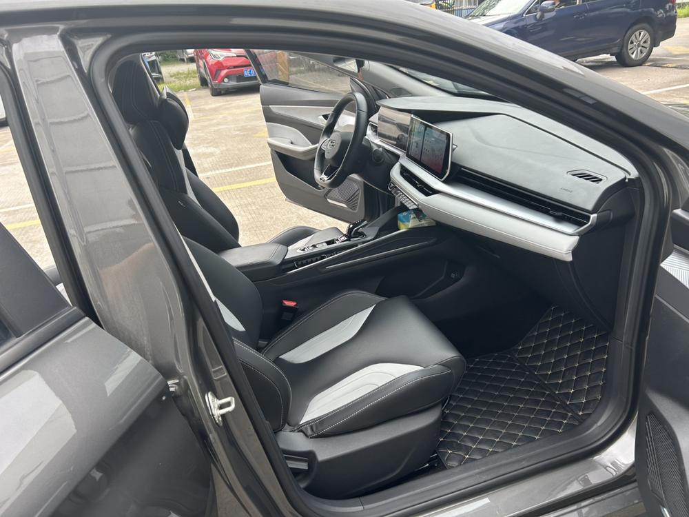 GEELY Binray 2024 immagine di auto #16