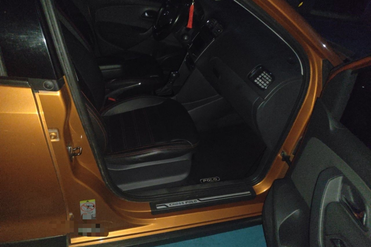 Volkswagen Polo 2014 #24 Volkswagen Polo 2014 car image #24