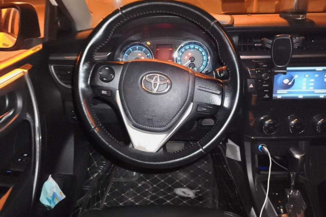 Toyota Corolla 2015 car image #22