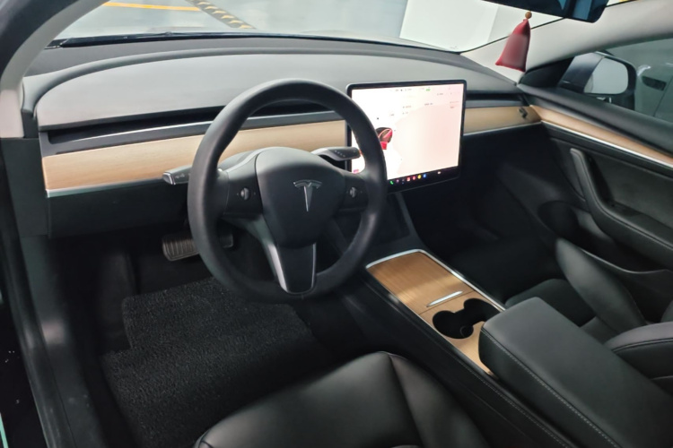 Tesla Model 3 2021 #10 Tesla Model 3 2021 car image #10