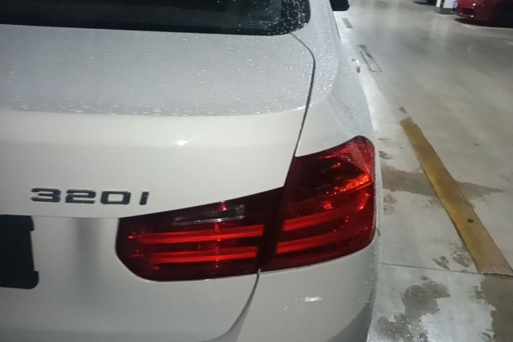 BMW 3 Series 2015 #8 BMW 3 Series 2015 car image #8