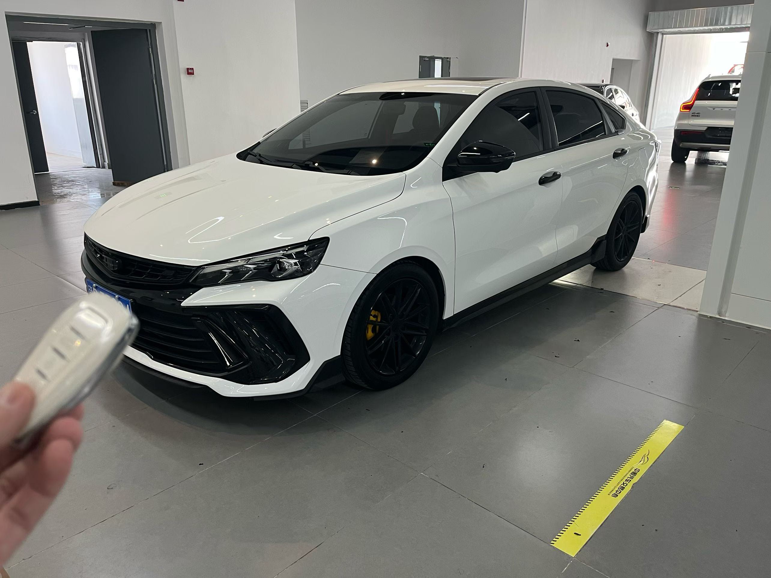 GEELY Binray 2022 car image 
