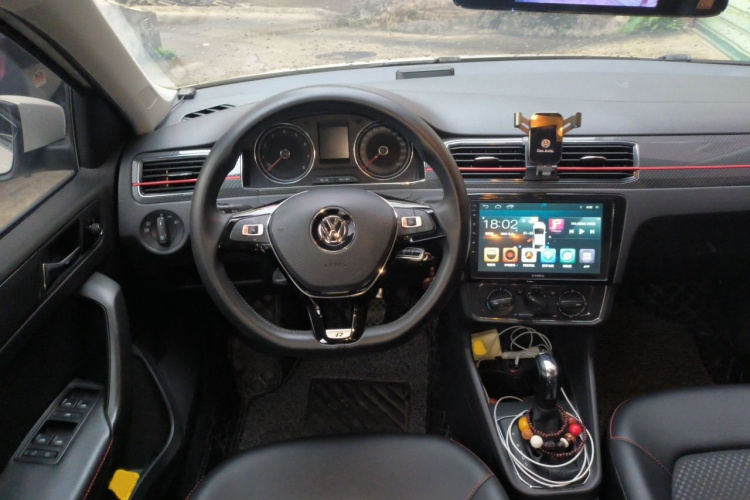 Volkswagen Santana 2018 image de voiture #15
