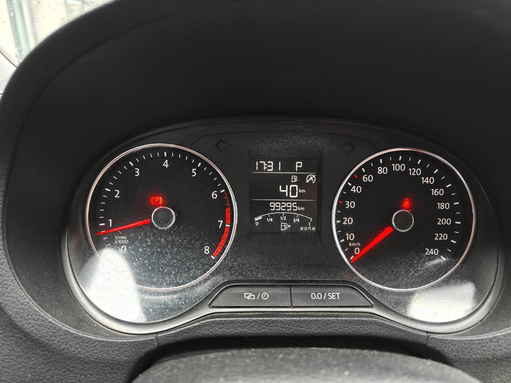 Volkswagen Polo 2019 car image #9
