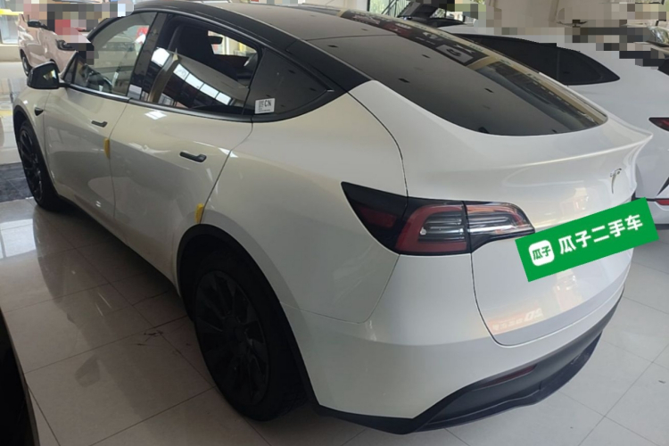 Tesla Model Y 2021 #5 Tesla Model Y 2021 immagine di auto #5