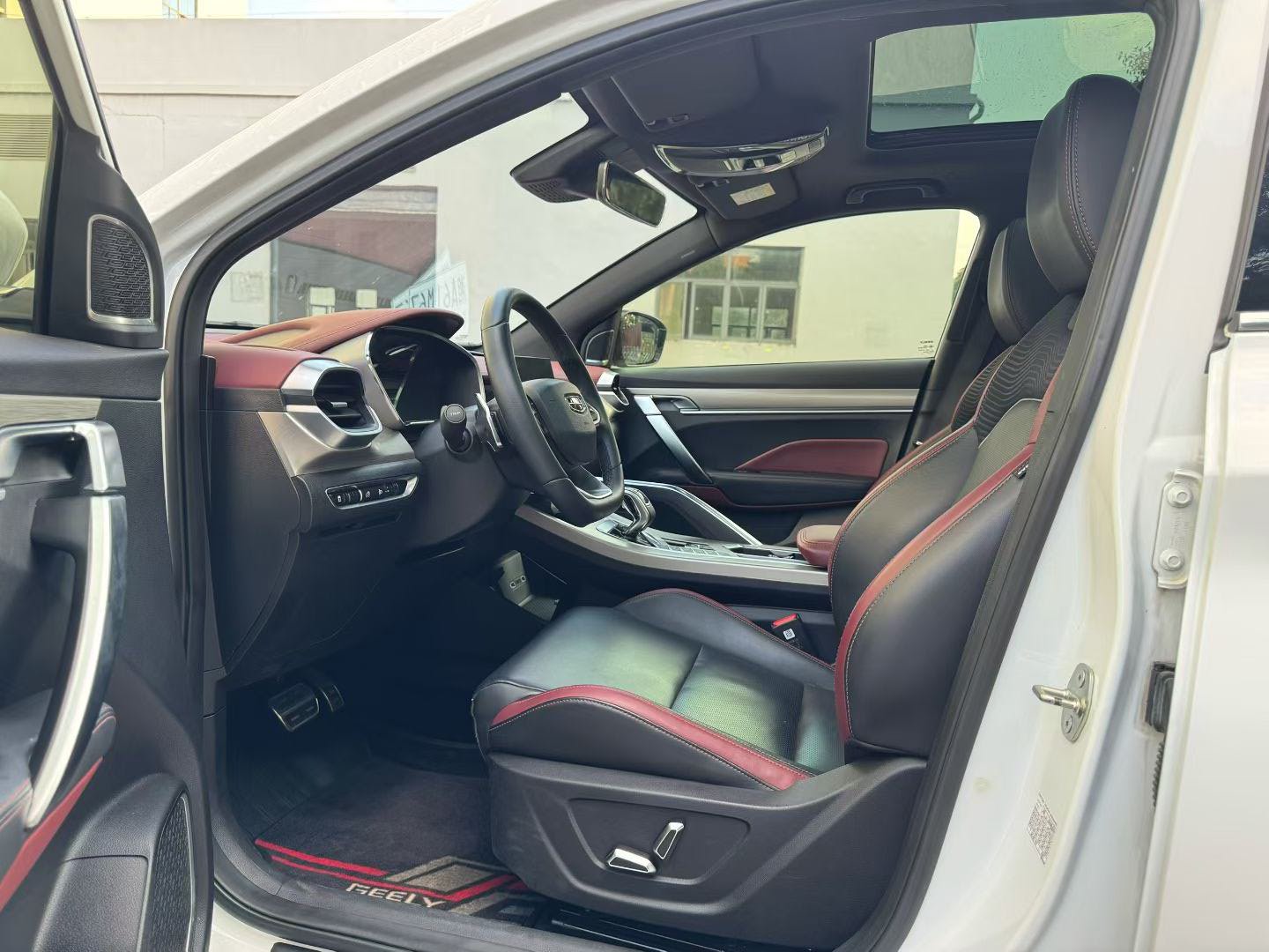 GEELY Coolray 2019 #4 GEELY Coolray 2019 صورة سيارة #4