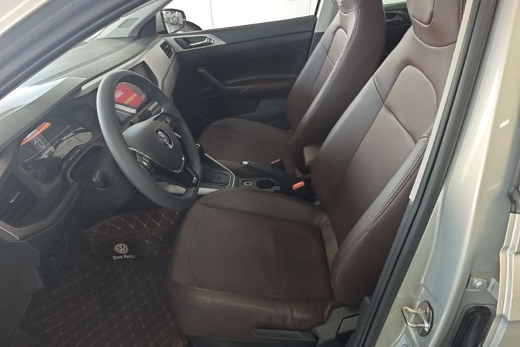 Volkswagen Polo 2020 car image #19