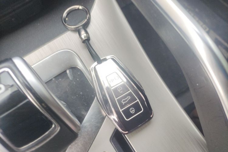 GEELY Coolray 2018 #11 GEELY Coolray 2018 car image #11