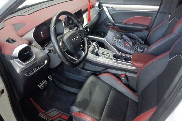 GEELY Coolray 2019 car image #17