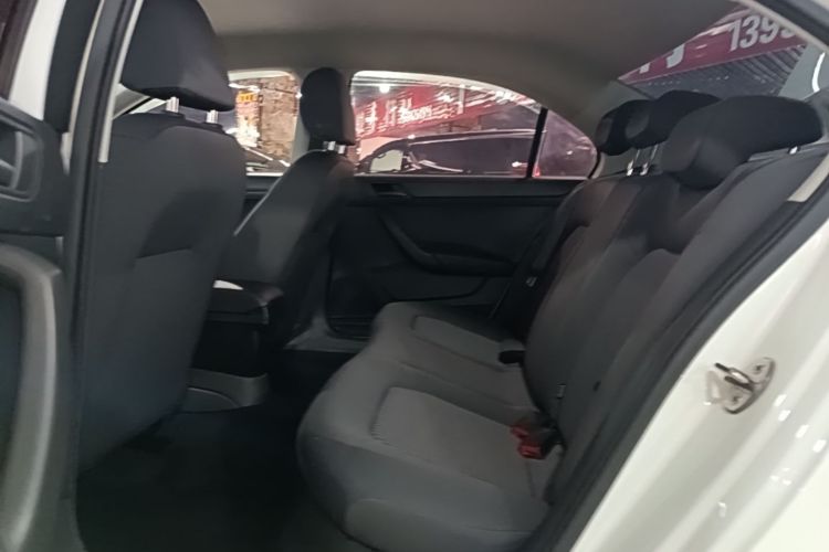 Volkswagen Santana 2019 #17 Volkswagen Santana 2019 car image #17